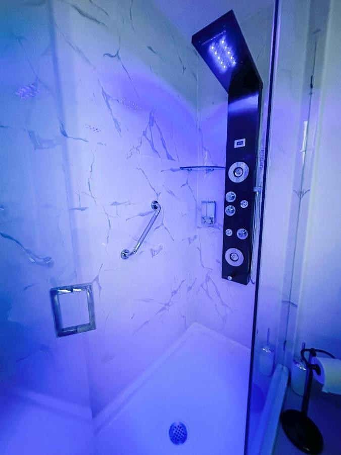 Vacay Spot Experience Luna Sky! 65" Tv Bar, Bbq, Shower Massage Jets, Music, Go To Fl Keys Homestead Εξωτερικό φωτογραφία